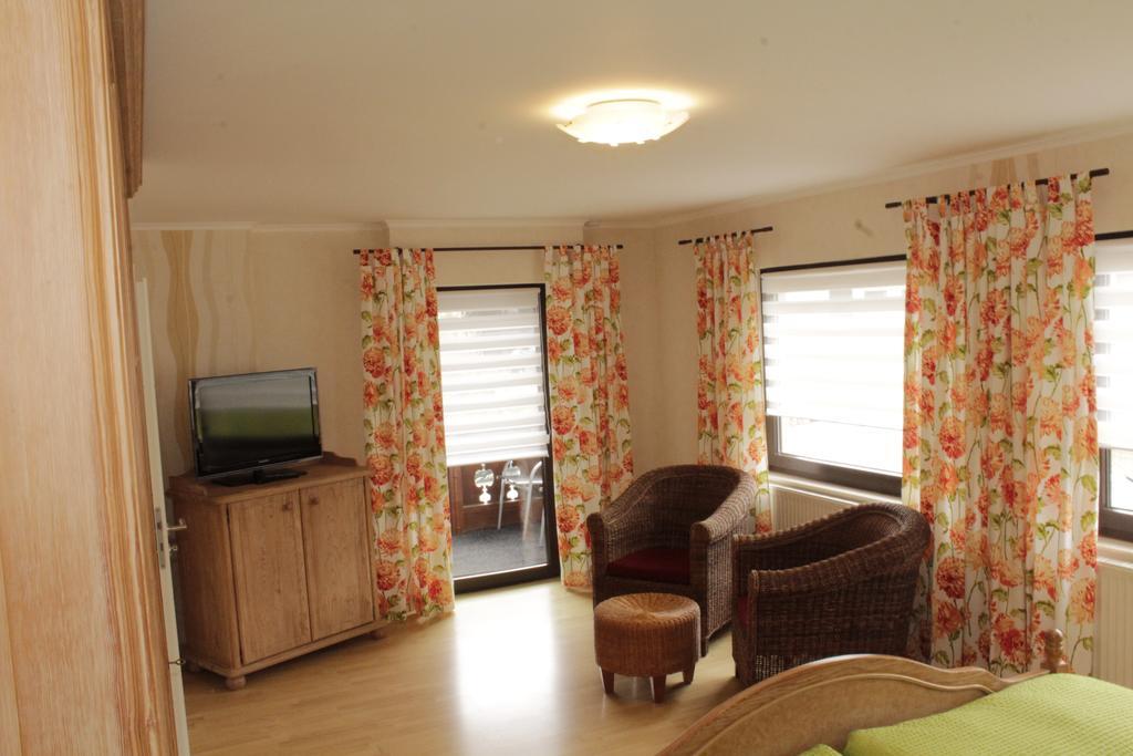 Ferienwohnung Erika Wimbach Экстерьер фото